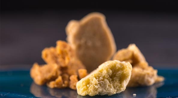 Differences Between Shatter, Wax, Resin, and Rosin